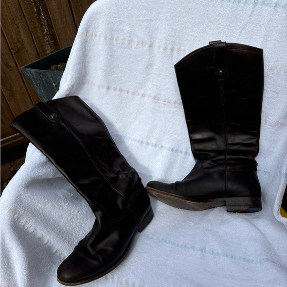 Frye Melissa knee-high leather riding boots, brown, size 8 wide calf. - Picture 8 of 8